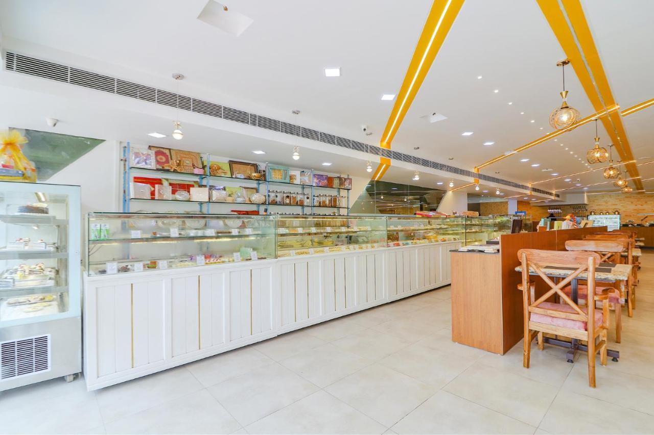Fabhotel Aamantran & Banquet Halls - Nr Rtc X Roads Metro Station ハイデラバード エクステリア 写真